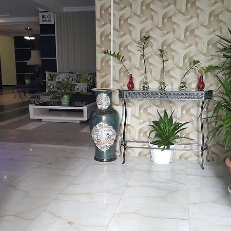 Ferienwohnung Symphony Tower Manama Exterior foto
