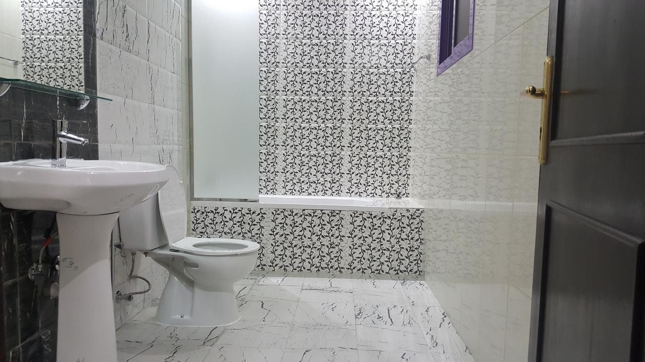 Ferienwohnung Symphony Tower Manama Exterior foto
