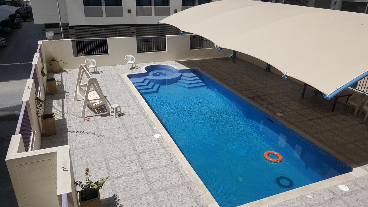 Ferienwohnung Symphony Tower Manama Exterior foto