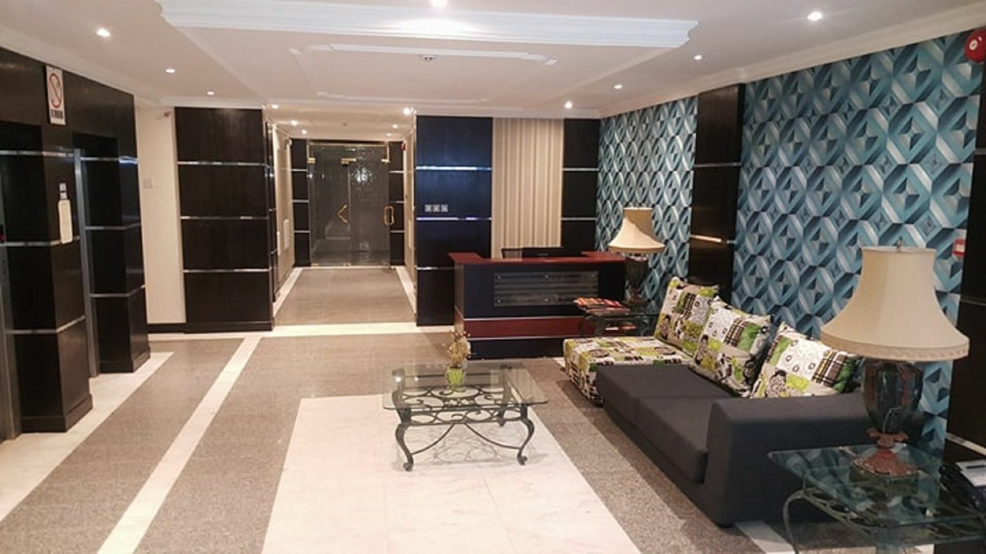 Ferienwohnung Symphony Tower Manama Exterior foto