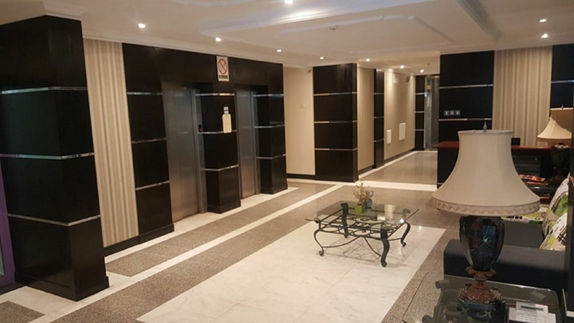 Ferienwohnung Symphony Tower Manama Exterior foto